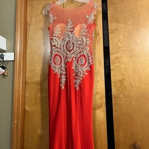 Red prom gown. Size 4. Great condition.